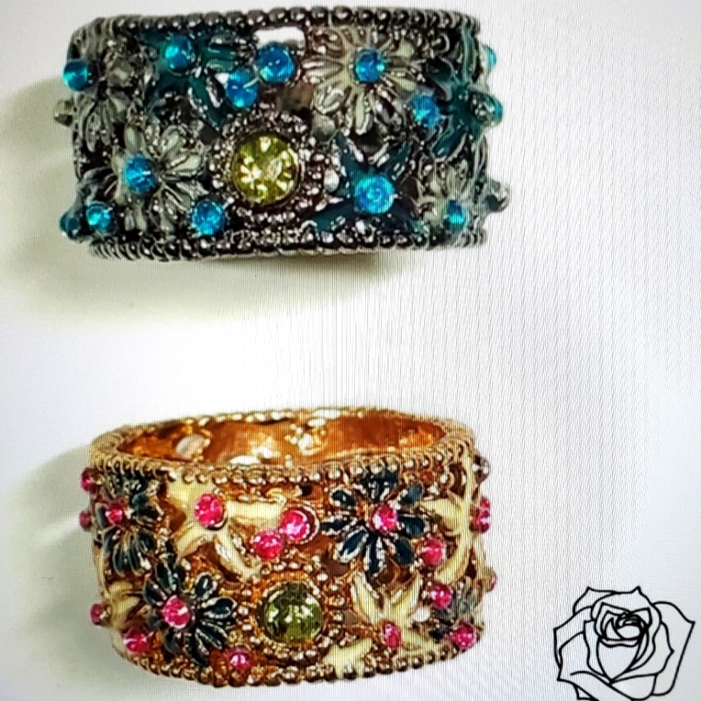 Eclectic Treasures Floral Ring